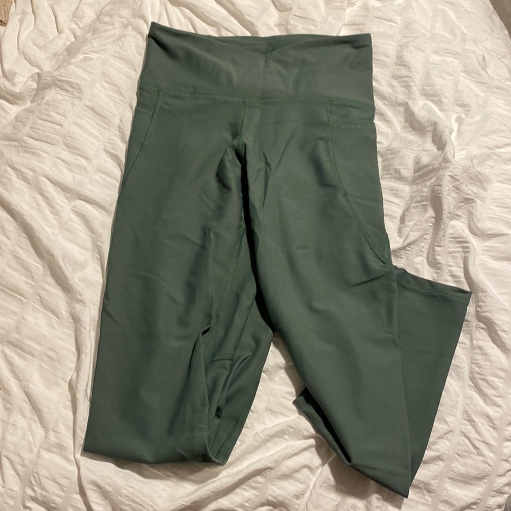 green leggings